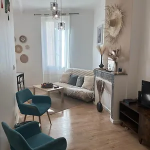 T2 Spacieux En Plein Coeur De 4 Pers , Marseille France